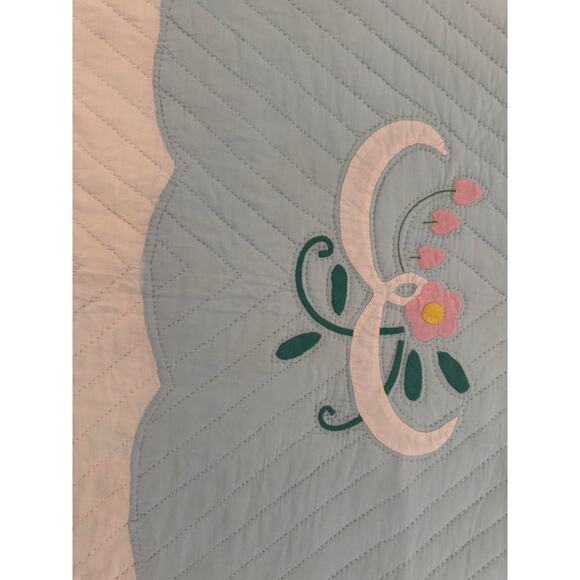 Handmade Machine Sewn Quilt Top Patchwork Scalloped Reversible 91” L x 78” W - Picture 12 of 14